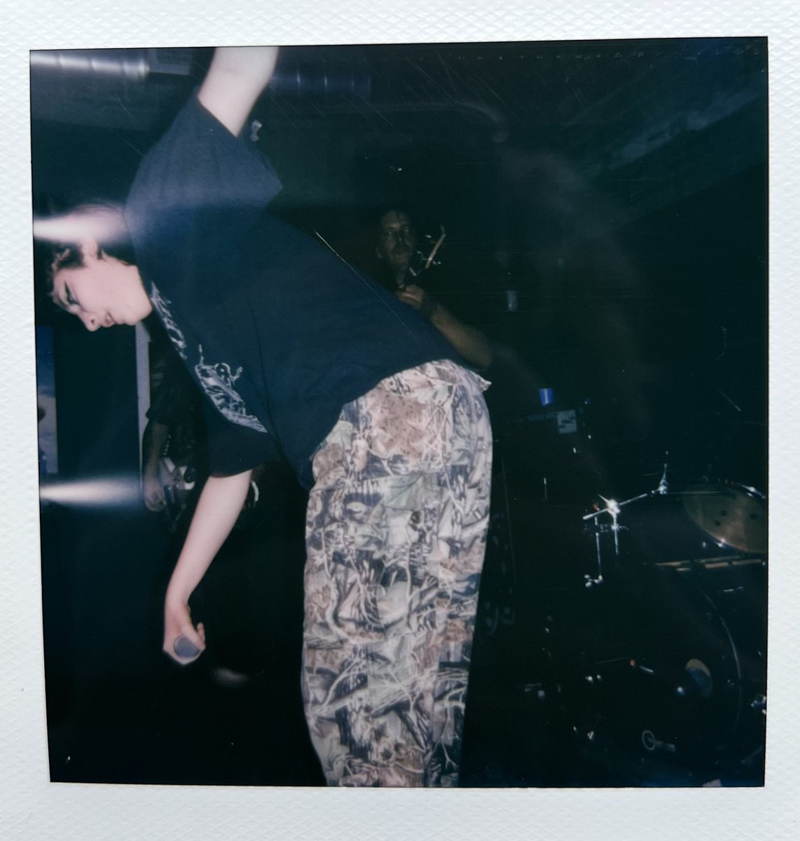 ʜᴇʟʟᴢᴏɴᴇ tweet media