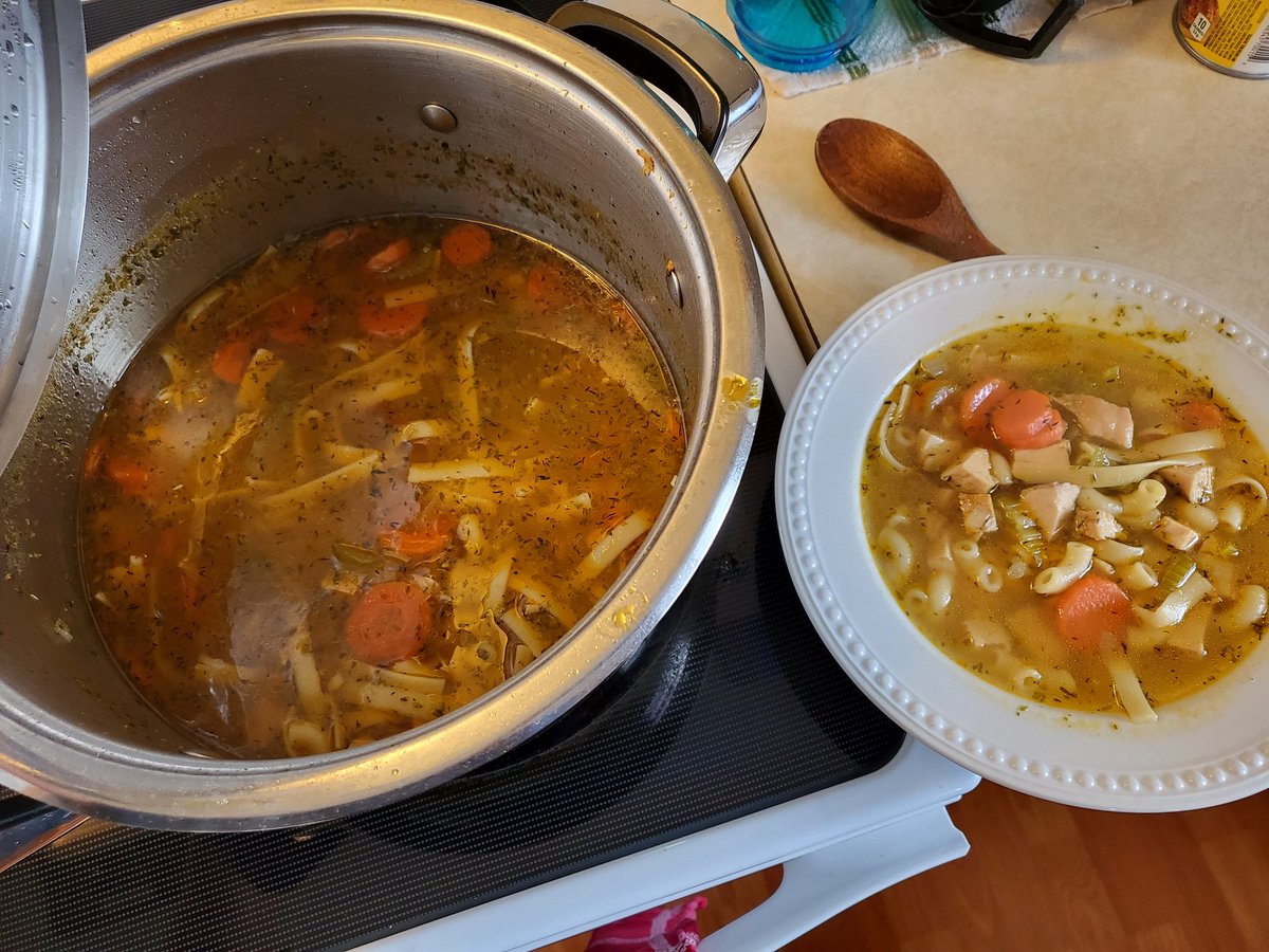 Randy_Fleury's tweet photo. Chicken noodle soup for the #sickens #MyFoodies https://t.co/LExiKgUZC0