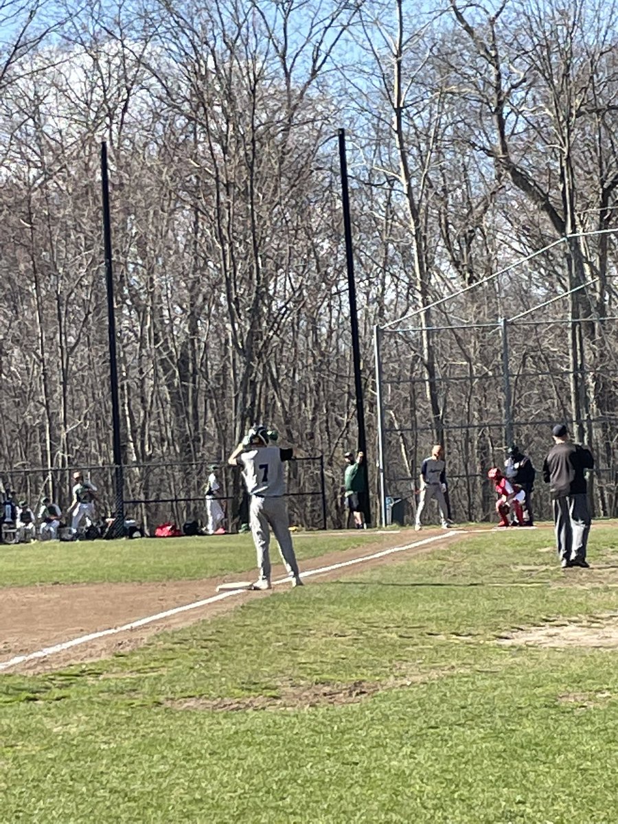 dkiss02's tweet photo. Lovely afternoon for AMS season opener…Always nice to beat the rival. #goclockers #beatHop @principalAMS https://t.co/S9Dx3n2ClZ