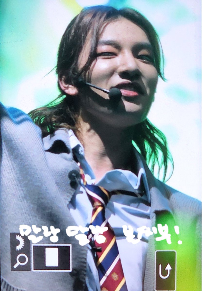 220412 부다페스트

단짠 단짠 좋아

#강주니 #뽀작주니
#MCND #HUIJUN #노휘준 #휘준
#MCNDinBUDAPEST
<a href="/McndOfficial_/">MCND_official</a>