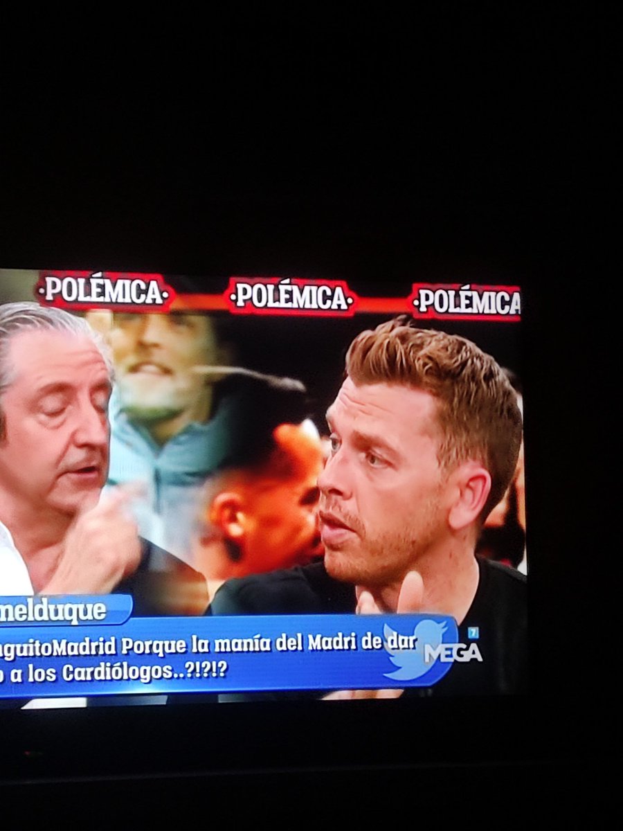 Javi_Lopez_9's tweet photo. Y a ti se te ha quedado cara de coñete @jotajordi13 y entre tu y @cristobalsoria os follais par de teleñecos jajajajaja tuchel selección!!! #ChiringuitoMadrid https://t.co/ojy1KQBPOV