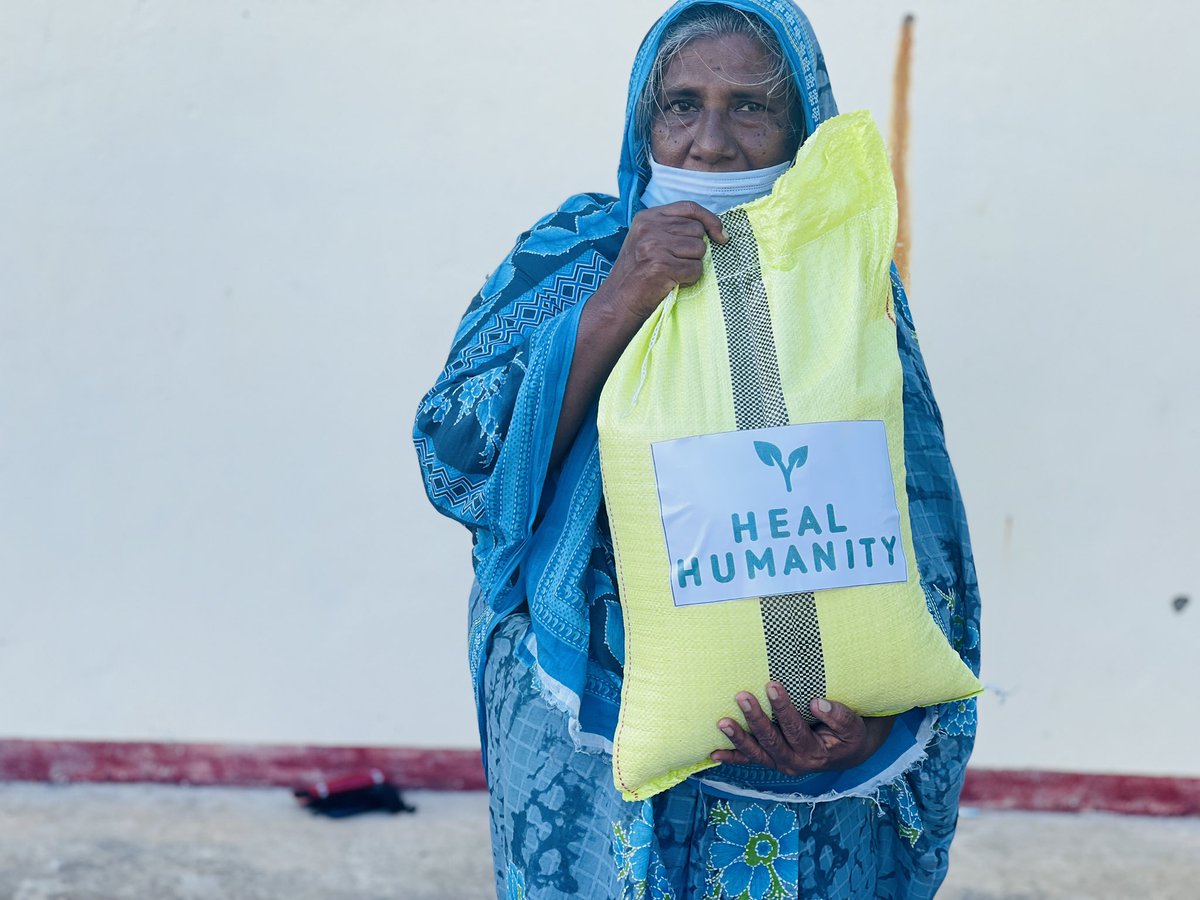 HealHumanityUK's tweet image. Food distribution continues in Sri Lanka 🇱🇰 

Your generous contributions is making a huge difference. 

Donate now - healhumanity.co.uk/product/food-p…

‘TOGETHER WE CAN HEAL HUMANITY’