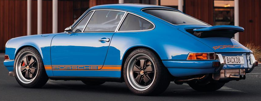 UltimativCars's tweet photo. #Webbs3CC
#SingerVehicles from #California🇺🇸 is specialized into "restomoding" elder #Porsche 911s w/ technology of newer ones.
This 1991 964 #Carrera2 got 993-/996-parts to become the #Singer #Backdate; est. at AUS$220-240k, it's been sold at AUS$242k | $179,500 | 165.000 €. https://t.co/nvzzvncSvI
