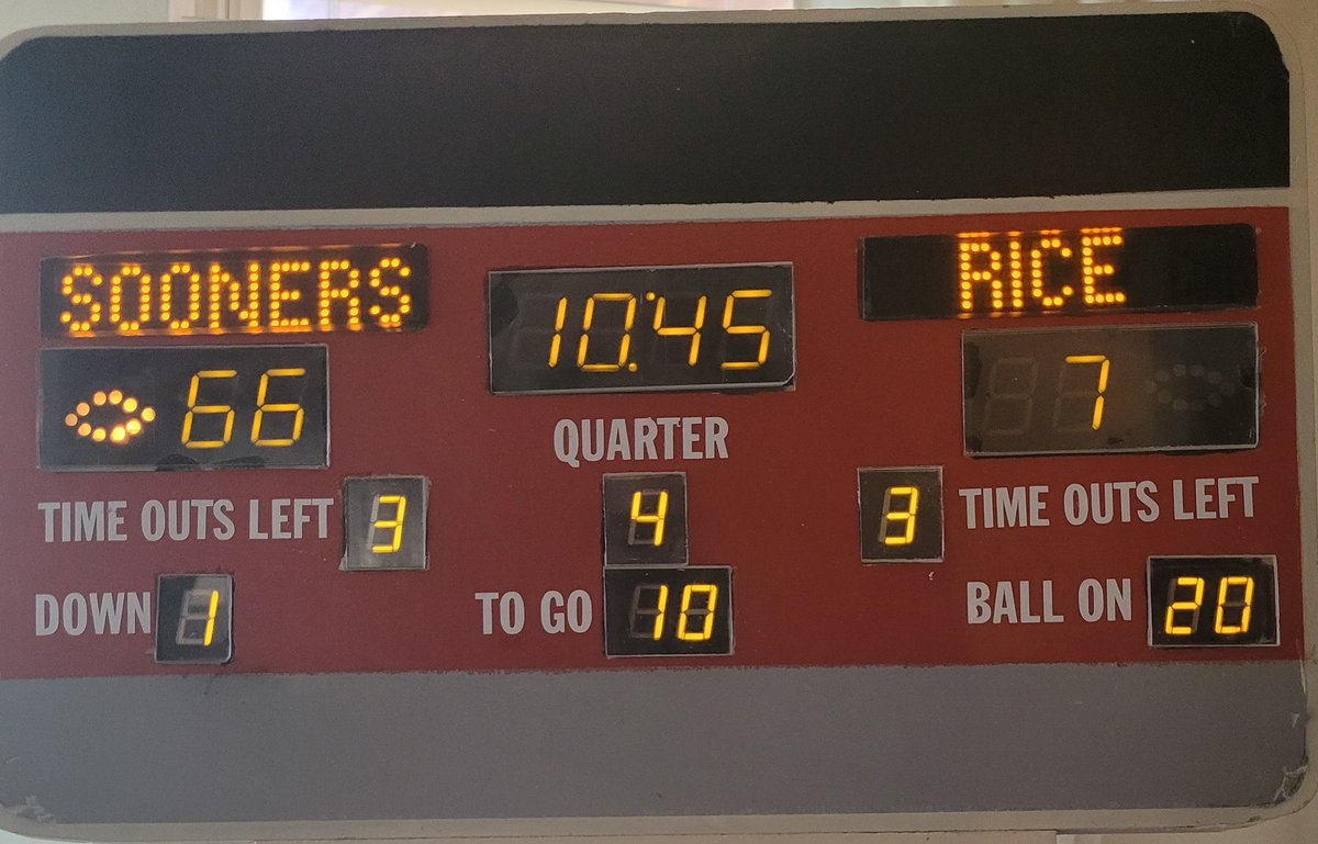 OuScoreboard's tweet photo. Thomas Lott guided the 1978 #Sooners to one of the most dominant offenses of the Wishbone era, including this 66-7 demolition of Rice on September 24, 1978. OU went to the halftime locker room up 52-0, and the first-teamers barely played into the 2nd quarter. #OU https://t.co/pRuUBVJjPJ