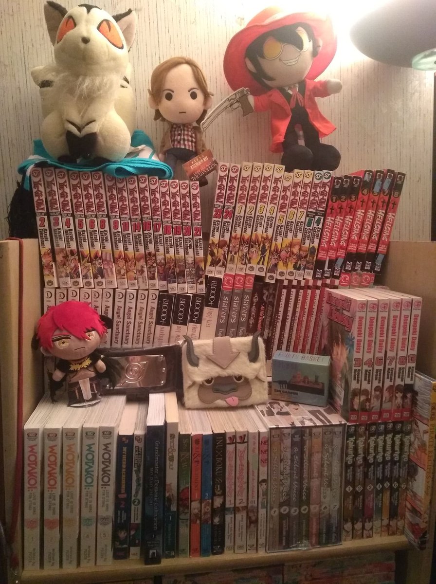WolfIsabeau's tweet photo. Reorganized my manga Saturday.😅 It took me two to three hours, but it was worth it. What do you think? 🤔
Organized by rare, light novels, to read list, complete, Yaoi and incomplete. Then on the bottom shelf is the ones I am selling.
#manga #reorganized #weekend #collection https://t.co/QCVZhuB5DF