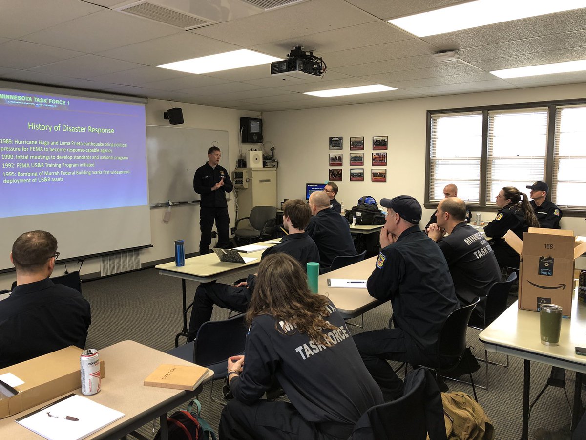 GJonesEMSdoc's tweet photo. MN Task Force 1 #USandR medical specialist course day one in the books! Great working with providers from @hennepinems @EdinaFire @StPaulFireDept @MinneapolisFire and #dakotaCO!!! @HEMSDocs https://t.co/5FzORM7ppx