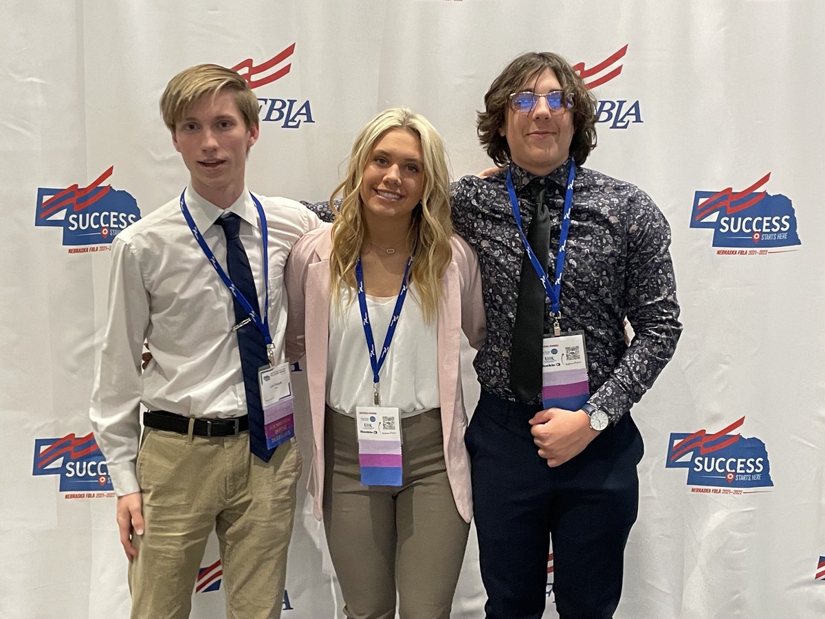 WahooFBLA's tweet photo. The FBLA State crew!  Tests and performances are done, now time for some fun bowling and awards tomorrow.  #ExcellenceEverywhere #GoWahooBlue ⁦@wahoopublic⁩ https://t.co/QTiBPRFHye