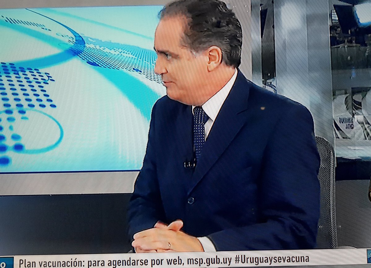 LuisCristaldo_'s tweet photo. Nuevo forma de prenderse al miembro del gobierno , traer números de inflación de EEUU para hacernos creer que no estamos tan mal, no te duelen las rodillas @NicolasLussich ❓❓ https://t.co/4lgKxpQ4vk