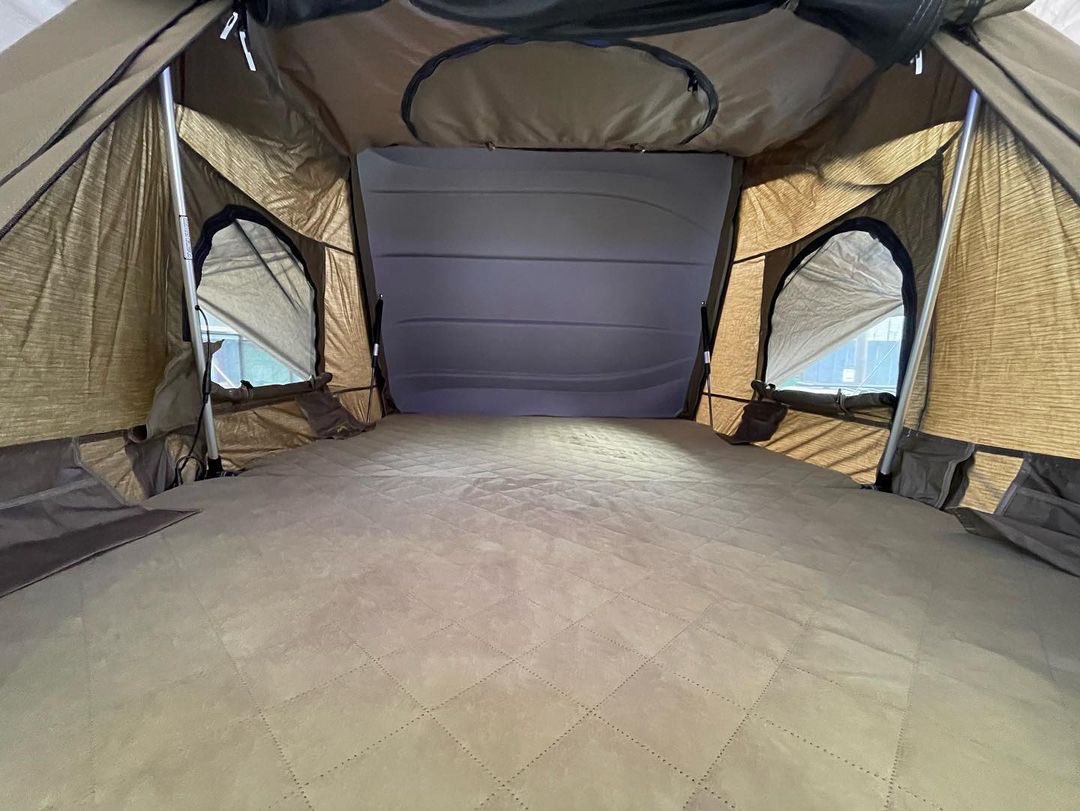 arb4x4jp's tweet image. 今週末4/16土17日Aichi Sky Expo
#VEHICLESTYLE by #FIELDSTYLE

#東京オートサロン でも人気だった #ランクル300 に加えて最新ルーフトップテント『エスペランステント』を展示🔥
→flexdream.jp/FD-camp/news/7…

@fieldstyle_
#ランクル #Landcruiser #ARB
#ビークルスタイル #フィールドスタイル