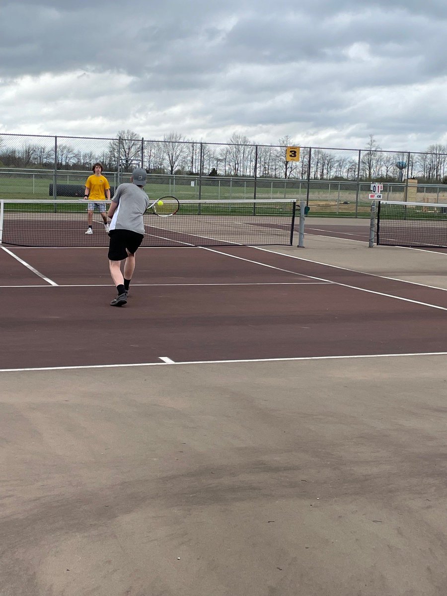 BlanAthletics's tweet photo. 🎾 Tennis was back in action today. They picked up a 4-1 win at Western Brown. Billy Knapp (1st) and Bryce Bandow (3rd) picked up wins in singles. Nate Coyle and Joey Haines won at 1st doubles, while Bryan Bandow and Hunter Montgomery picked up a win at 2nd doubles. https://t.co/RiOZNJSbGK