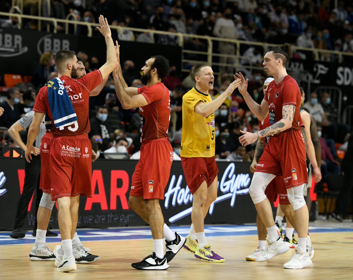 OBRADOIROCAB's tweet photo. 🔥 DÍA DE PARTIDO 🔥

🏆 Xornada 19
🆚 @CasademontZGZ 
⏰ 21:30 horas
🏟 Pabellón Príncipe Felipe
📺 Movistar Deportes 1 - Dial 54

#SomosObra https://t.co/CkxC0W58Xb