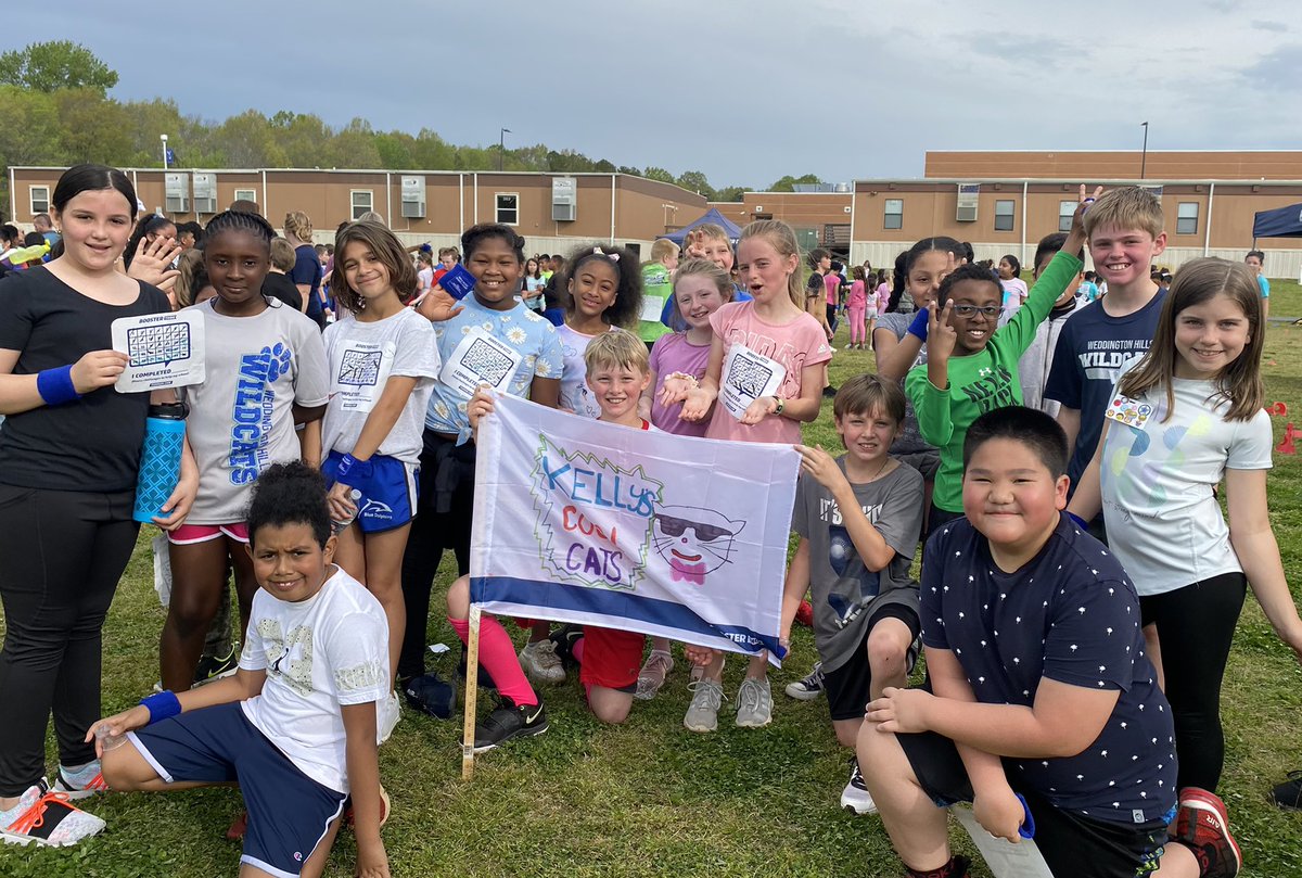 KingKellyTeam's tweet photo. WHES is the place to be!💕 Boosterthon FunRun was a $30,000 succe$$🤩 My kiddos had so much fun today and thank you parents for supporting! #WHESThrivers #groWHere https://t.co/dQIFXjX1T4