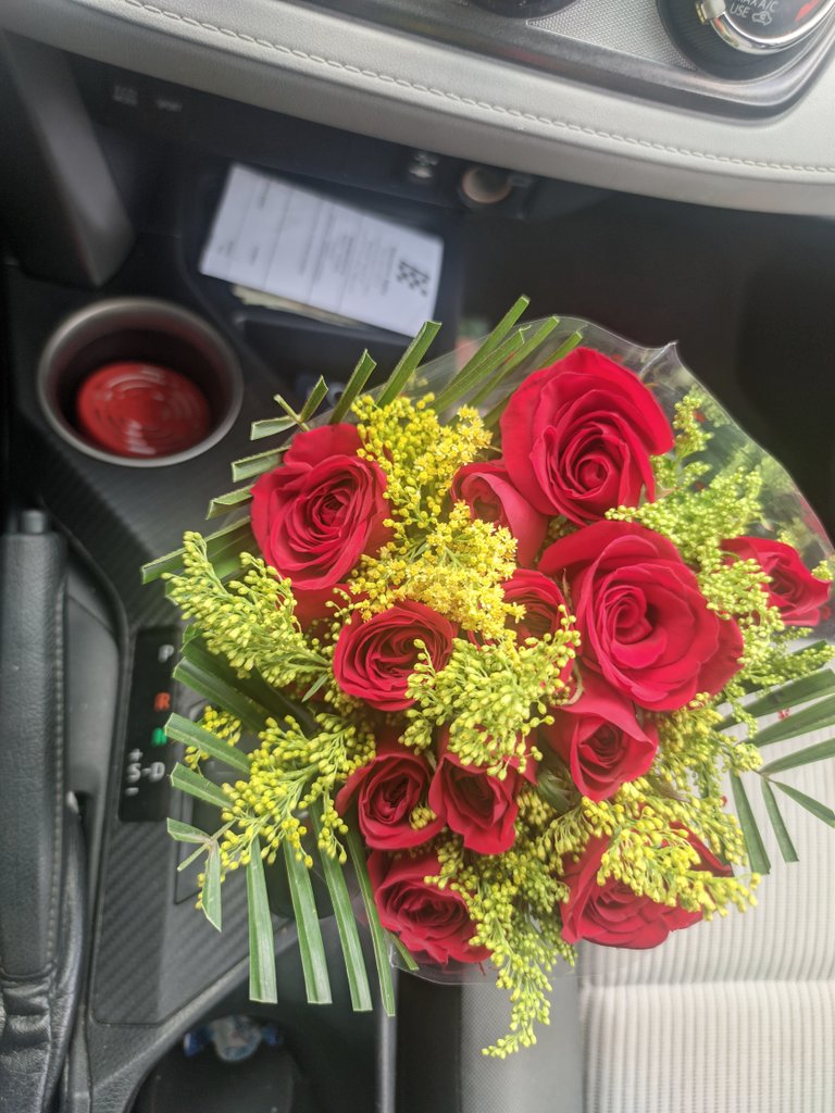 A mi mamá nunca le faltaran momentos bonitos ni flores, es mi propósito de vida ❤️