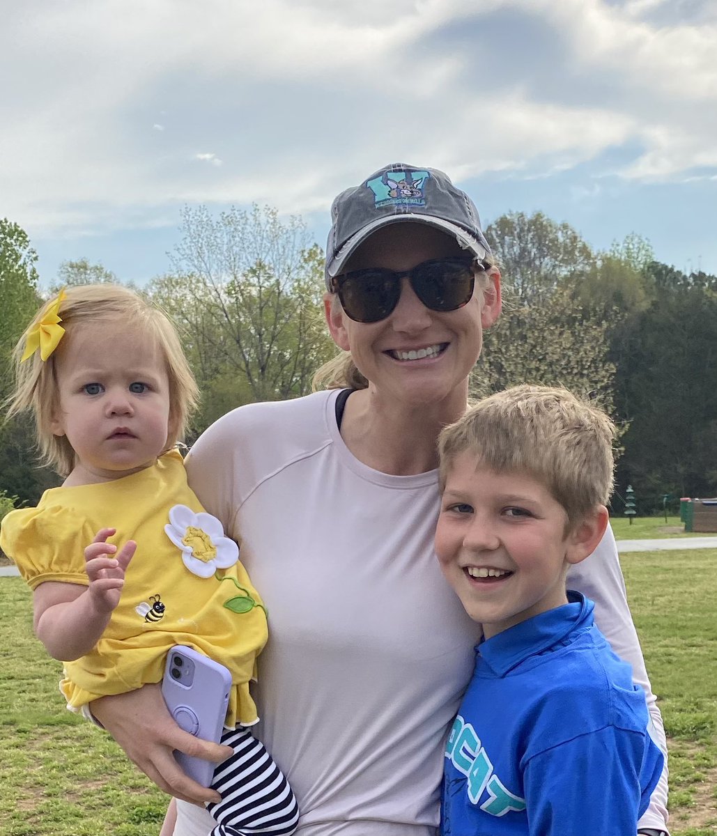 KingKellyTeam's tweet photo. WHES is the place to be!💕 More Boosterthon FunPics …thank you parents for supporting! #WHESThrivers #groWHere https://t.co/gT3XfFaWEQ