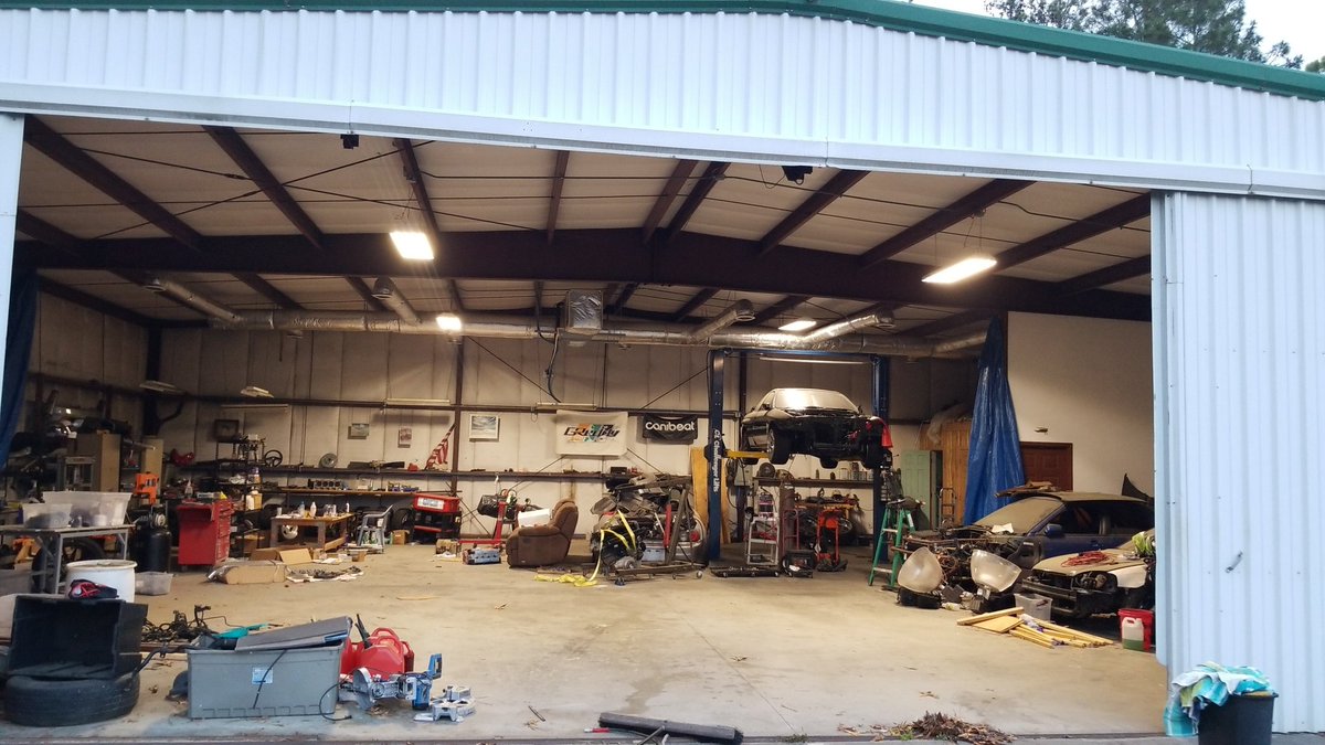 Time to have this looking like a dream garage again !