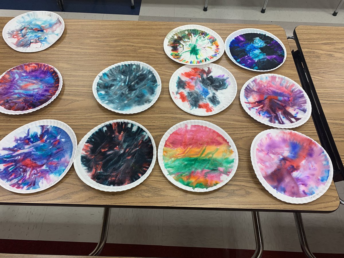WeatherfdPASAR's tweet photo. We learned about the butterfly life cycle during the academics and gained inspiration to make our own butterflies out of coffee filters and waiting for the rest to dry! https://t.co/OsZvYFrq9P