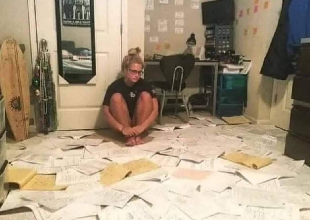 - لا طاقة لدي، ولكني أُجاهد..