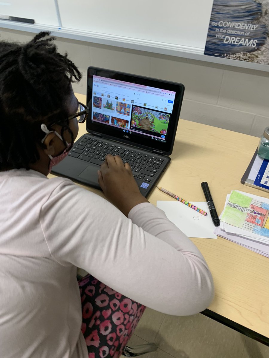 mishellelyons's tweet photo. Thanks to Mrs. Dorscht for teaching us the green screen. We are going to use it for the end of our book study. https://t.co/0Vg2REZgT4