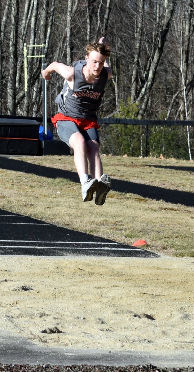 LA_NH's tweet image. Track meet at Conant. #hillcatpride