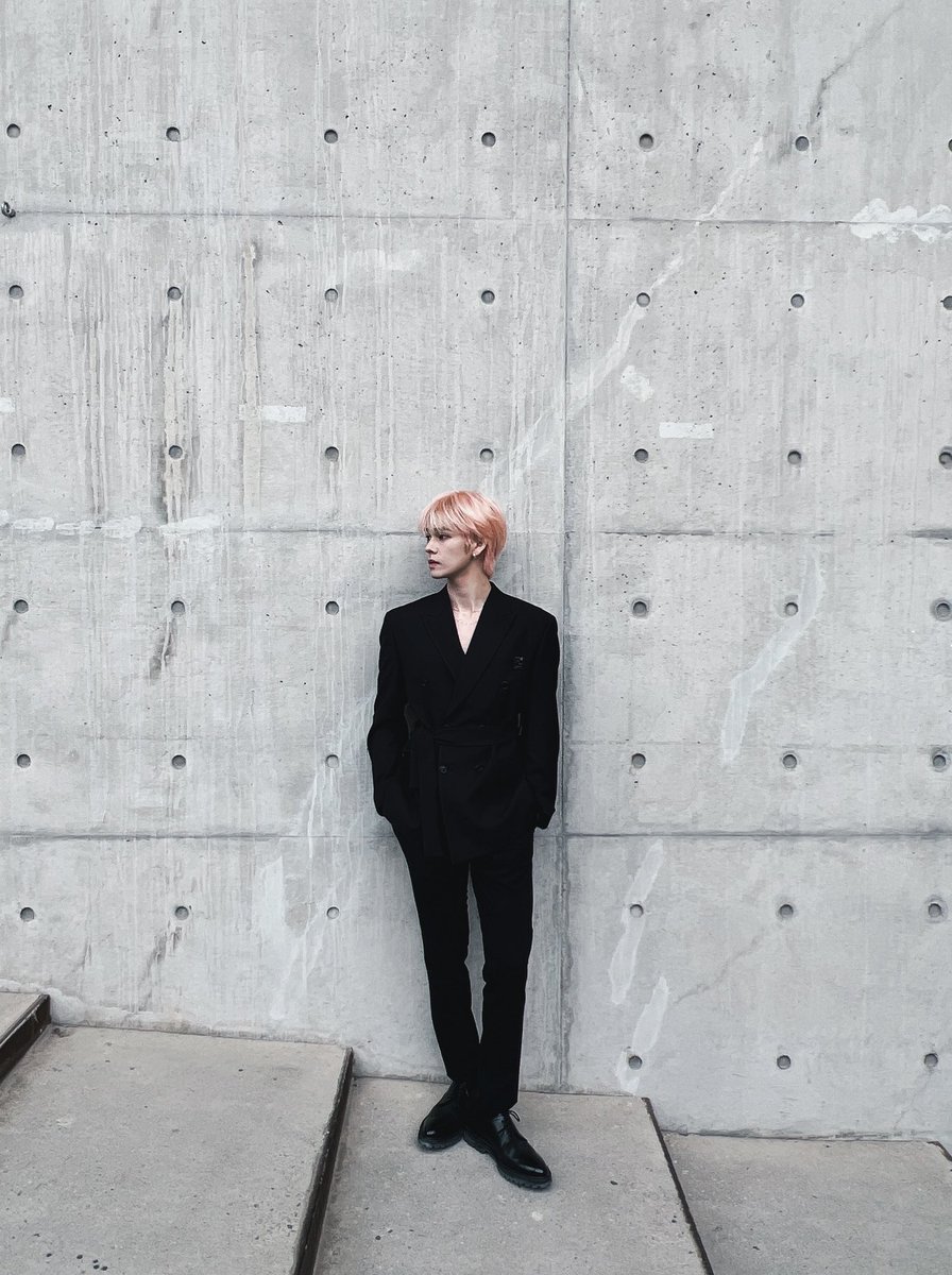 psrfolder's tweet image. serim looking like a million dollars