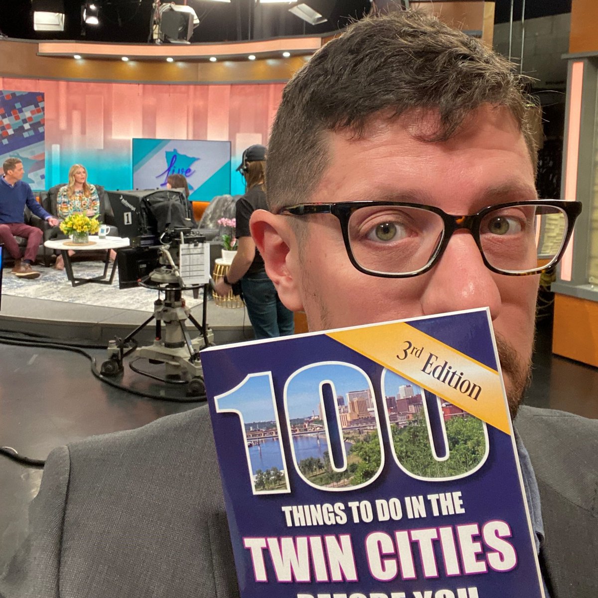 100thingsTC's tweet image. My travel book @100thingsTC has been updated and is now available in its third edition. We're starting to do stuff again; here's your guide on what to do.

On "Minnesota Live," we discussed @owamni, @MuseumRusArt, Mpls Sculpture Garden &amp;amp; more!

Watch: kstp.com/special-covera…