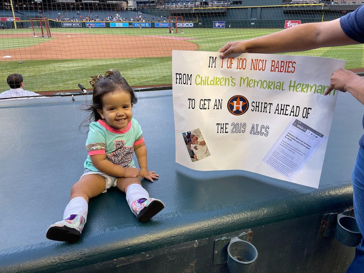 asanch12's tweet photo. Ready for the Astros game! @JuliaMorales @astros @RealToddKalas @blummer27 https://t.co/R9P0Qzf2P0