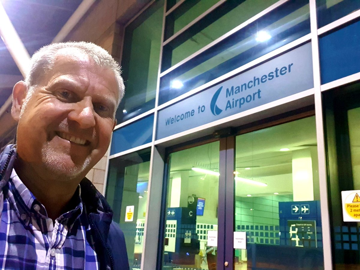 Well done Manchester Airport! From plane seat to exit, via passport &amp; baggage, in a magnificent 15-minutes!
<a href="/manairport/">Manchester Airport</a> 
<a href="/BBCTravelNews/">BBC Travel News</a> 
<a href="/ITVTravel/">ITV Travel</a> 
<a href="/visitmanchester/">Visit Manchester</a>