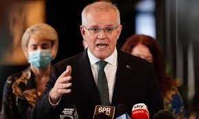 WByng's tweet photo. Has been no Australian PM who can baffle and befuddle like Scott Morrison.
His marathon "I don't accept the premise of your question" rambling bullshit diatribes in response to precise & relevant questions, invariably leaves journalists bewildered and frustrated. #SlipperyScott https://t.co/b5AvhNLhrr