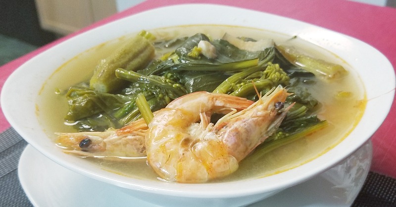 QuickMixMix's tweet photo. Hi, everyone! I hope y'all are doing well. Two days ago I uploaded a four-minute video on how to cook Filipino Shrimp Soup. If you saw it already, ignore this tweet. My original tweet had issues, so rather than delete it, I'm tweeting a corrected version:

https://t.co/NLfYoy05rD