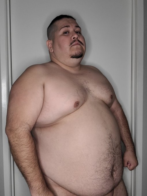 4 pic. Just here enjoying my night. Hope you all are having a nice night. 
#alphabetmafia #lgbtq #gaybear