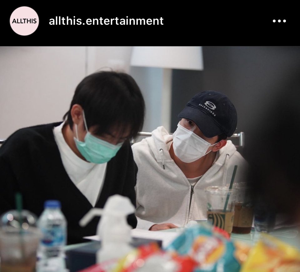 MYGawinFirst's tweet image. I love that they shared script reading stills because we would love to see how actors are at work and the behind the scene interactions are all so precious 🥰🥰🥰🥰 #FirstKanaphan #khaotungg #EclipseSeries