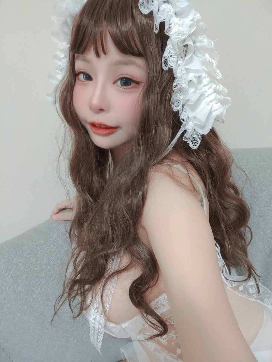 一個人喜不喜歡妳，妳是感覺的出來的

不要只是嘴上說說，要行動起來！

訂閱我的Fo 你會看到不同於這裡的恥肚😏
單解鎖最強恥肚✔️
月訂閱福利照片影片✔️
每月最少20-30照片✔️
台灣、香港、中國都可以訂閱唷！
刷卡、手機小額消費、ATM轉帳、便利商店代碼繳費
https://t.co/Rs7KCt0jsd https://t.co/lv2Iry7SGJ