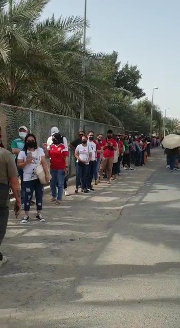 bongbongmarcos's tweet photo. Nakakatuwang makita ang ating mga OFWs na naglalaan ng oras mula sa kanilang mga trabaho para lang makaboto. Patunay lamang po ito ng inyong malasakit at pagmamahal sa ating bayan. Mabuhay po kayo!

*Dubai, UAE
*Doha, QATAR https://t.co/IbrKqPojoL