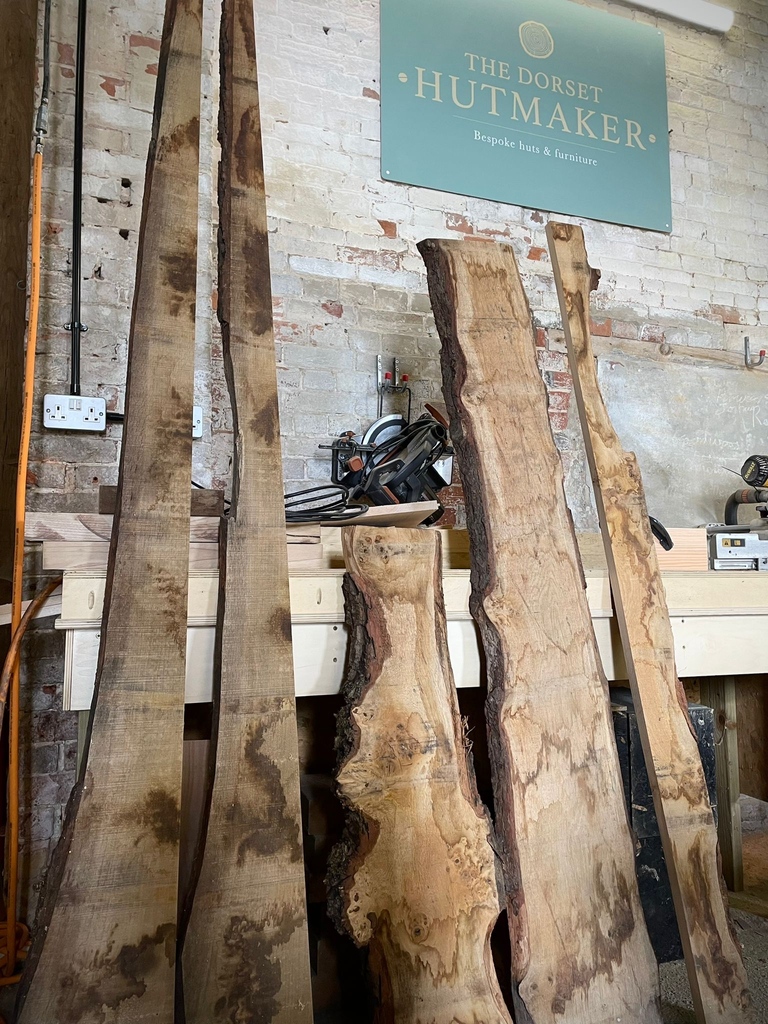 dorset_hutmaker's tweet photo. That lovely English oak we shared last week? Well it's certainly shaping up just nicely! 

Swipe 👉 to see the pippy oak that's now a beautiful desk for one of our huts 😊

Happy Wednesday! https://t.co/cXstQ2bWAb