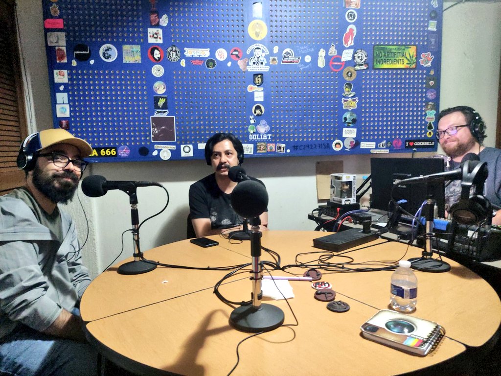 SensorMxRadio's tweet photo. Las "Conversaciones" de hoy en el #Chenchual de @nofm_radio han estado interesantísimas y llenas de talento por donde lo consuman y apoyen. Éntrenle con #TodoMenosMiedo. https://t.co/qokyGscVPp