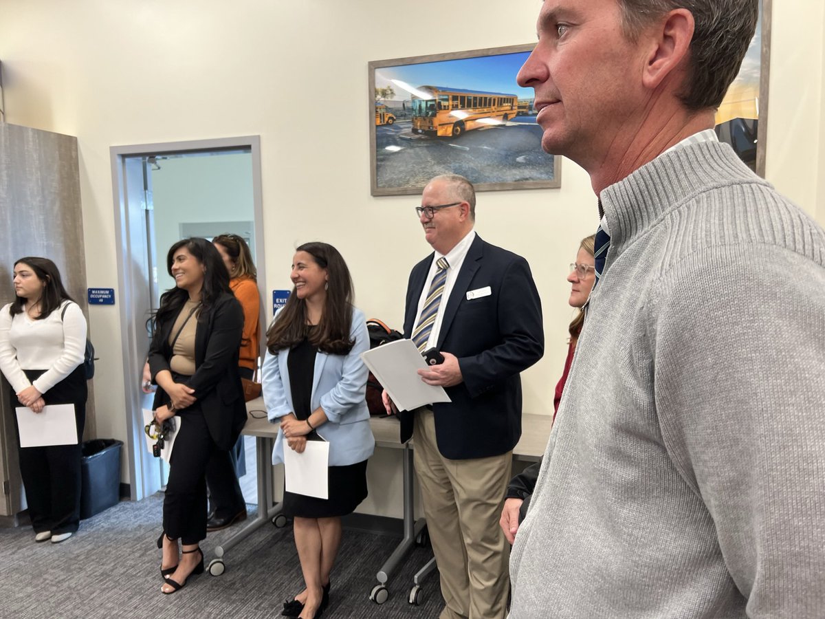 Inspired by the students &amp; teachers @ Orcutt Union School District’s Career Readiness Showcase! Thank you, @hce101 Dr. Edds and OUSD team/community.  Creativity and excellence in action!! <a href="/MoniqueLimonCA/">Senator Monique Limón</a> <a href="/SBCEO/">SBCEO</a>