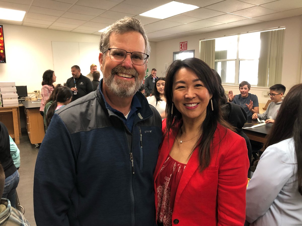 susan_salcido's tweet photo. Inspired by the students & teachers @ Orcutt Union School District’s Career Readiness Showcase! Thank you, @hce101 Dr. Edds and OUSD team/community. Creativity and excellence in action!! @MoniqueLimonCA @SBCEO https://t.co/1uR9e6lgxk