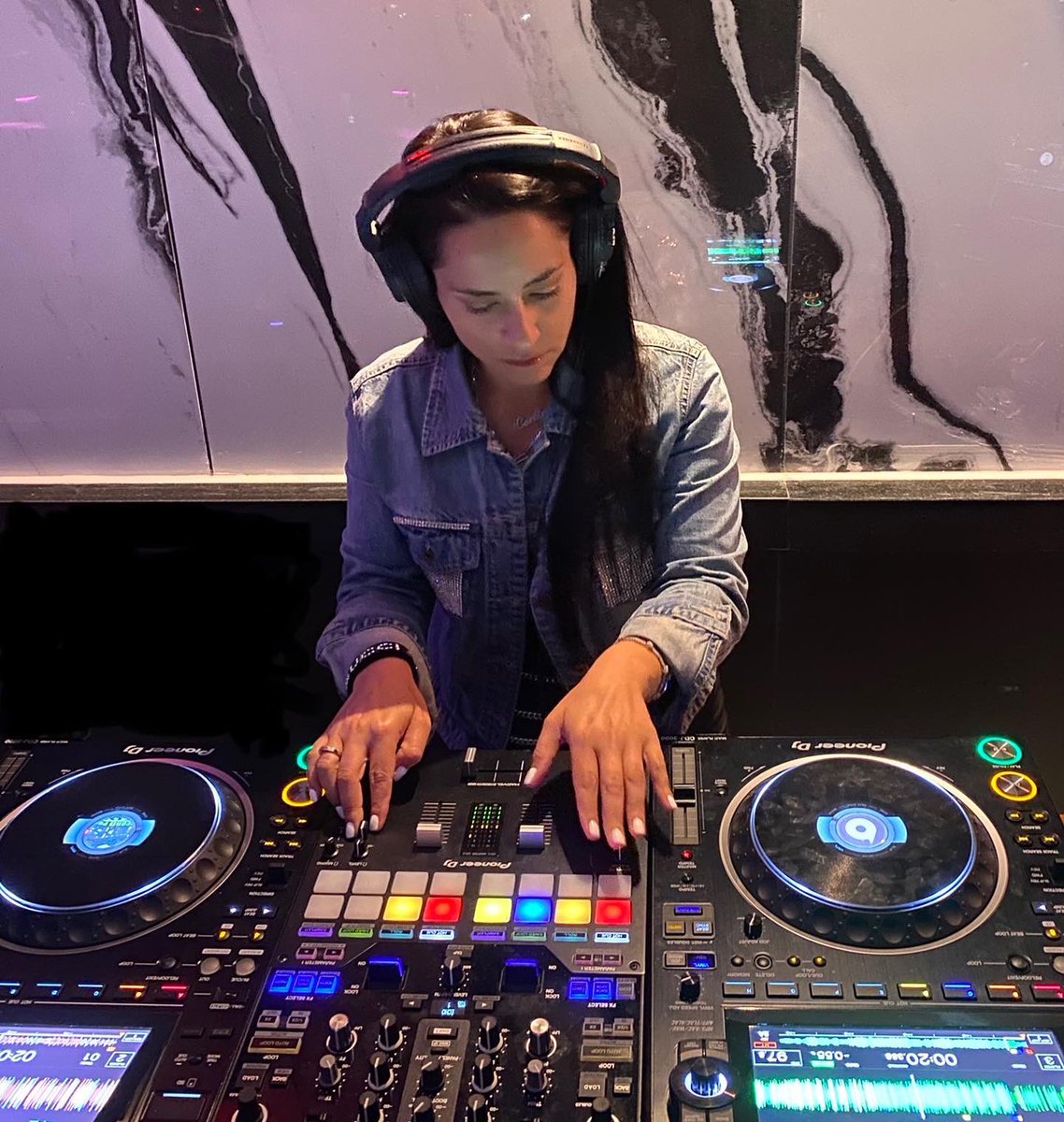 DJing @ Rosa Sky in #Brickell ✨🌹