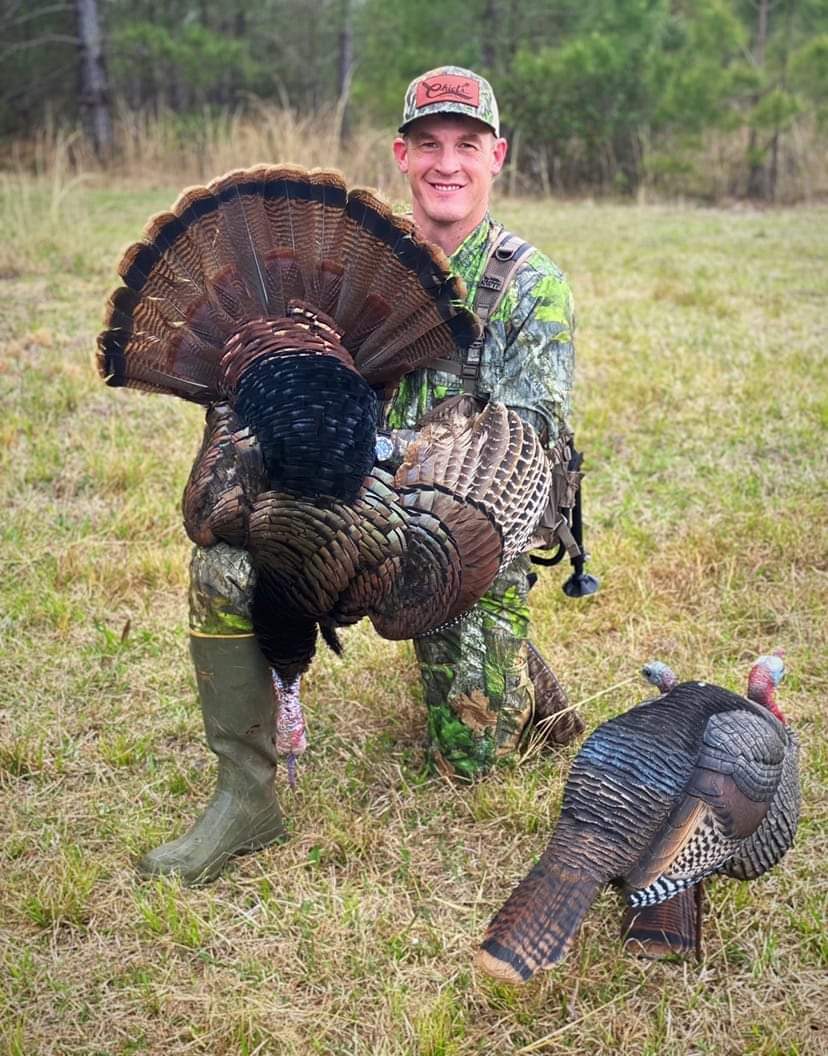 ArmyDuckHunters's tweet photo. Chief's Custom Calls gettin it done--HOOAH! #ChiefsCustomCalls https://t.co/zLGDHEsWea