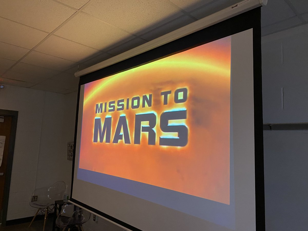 Cara Lantrip tweet media