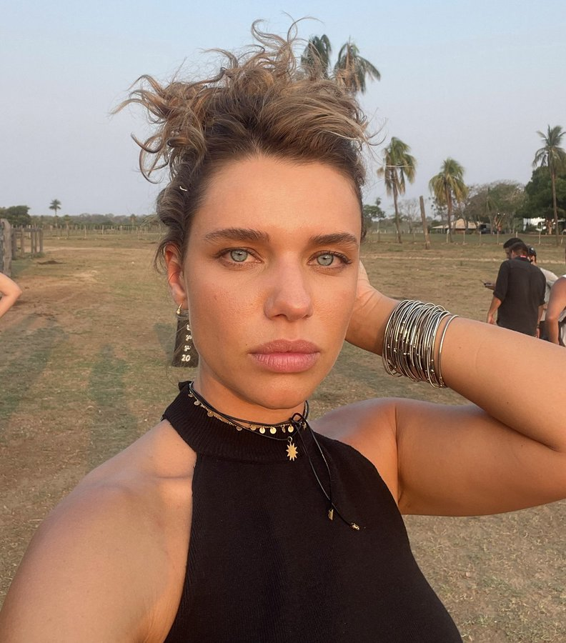 ZAMENZA's tweet photo. Renato Góes, Bruna Linzmeyer, Letícia Salles e Malu Rodrigues farão muita falta. Abrilhantaram a primeira fase e se entregaram. #Pantanal https://t.co/gnGcp5p8kI