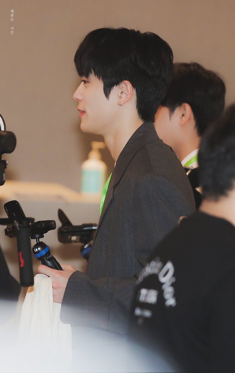 재현의 시간 tweet media