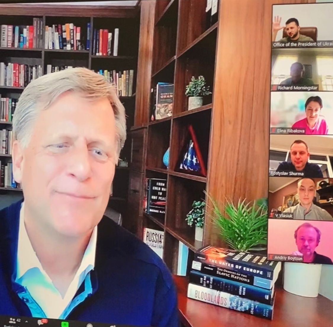 Not every day when <a href="/ZelenskyyUa/">Volodymyr Zelenskyy / Володимир Зеленський</a> unexpectedly shows up on your Zoom call!