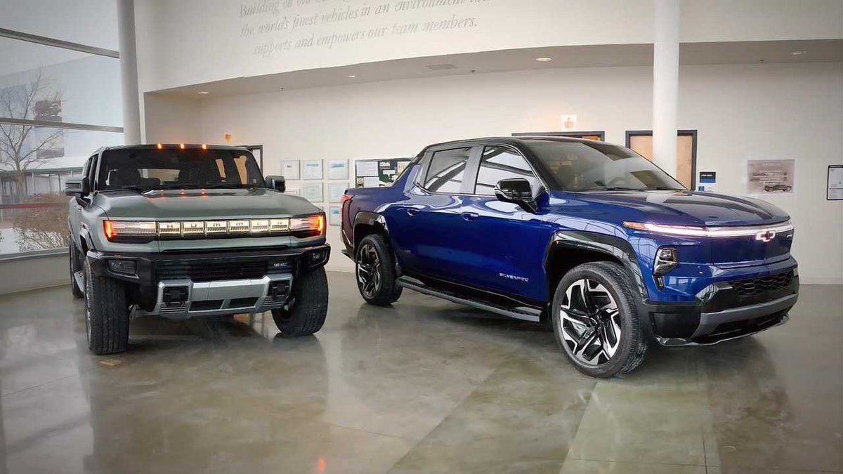 itstrucktime's tweet photo. The industry changed in a whole year I was inactive. Look at the Future of Alternative… Truck? https://t.co/sQibms0uTt