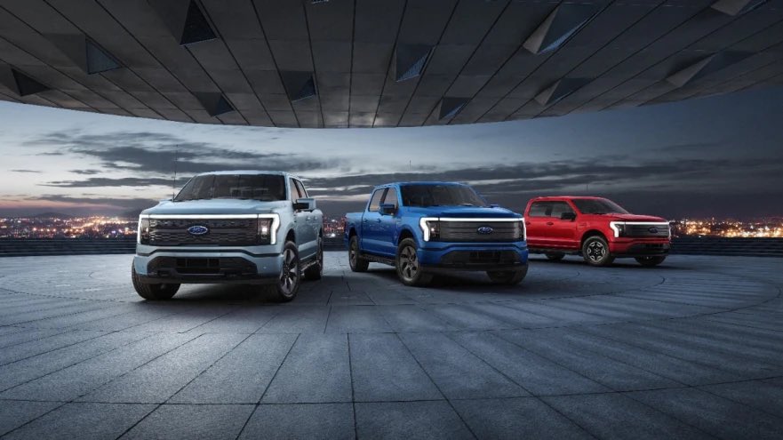 itstrucktime's tweet photo. The industry changed in a whole year I was inactive. Look at the Future of Alternative… Truck? https://t.co/sQibms0uTt