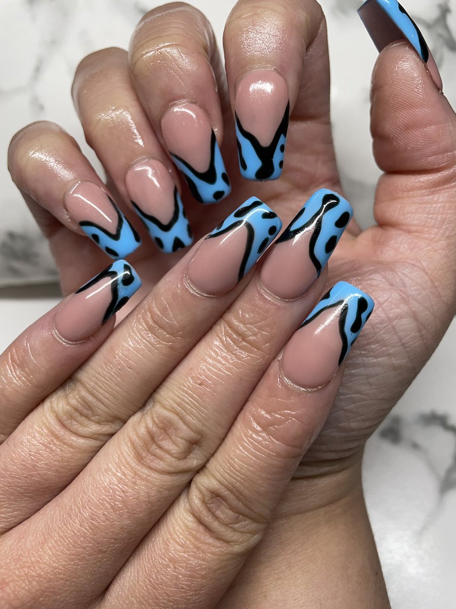 nailsbyreneee's tweet photo. 😻😻 

vegas nails https://t.co/Ba7lgoqak1