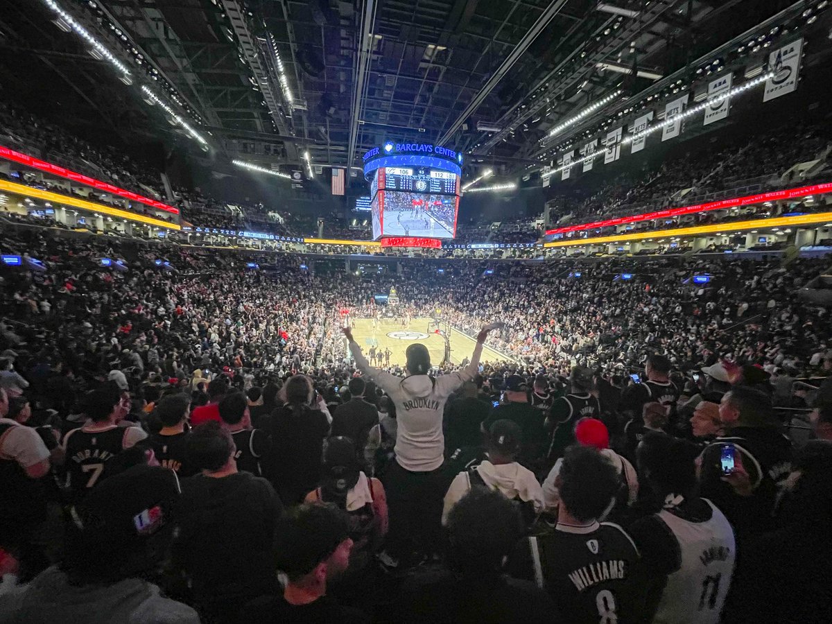 mgbushwick1's tweet photo. I love it here ! ON 2 THE PLAYOFFS ! (📸 @Keith_McPherson ) @BrooklynBrigade #sec1 #NetsWorld #NBAPlayoffs #NBA75 #BringonBoston https://t.co/ITbFinXMPs