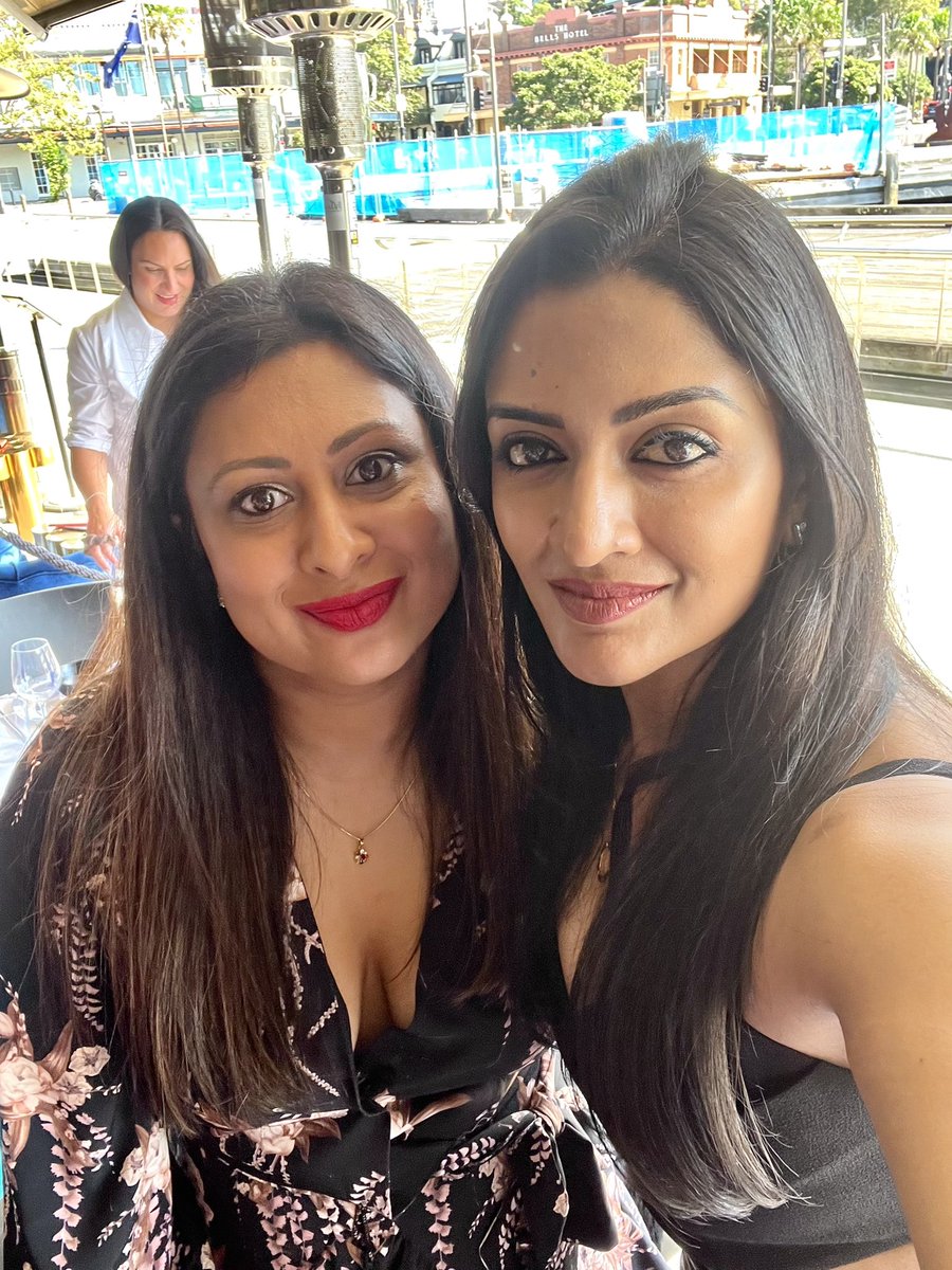 Vimraman's tweet photo. Finally back home for a quick break #Sydney … and it’s catch-ups with all my school friends ❤️ https://t.co/v3ok8e9qJV