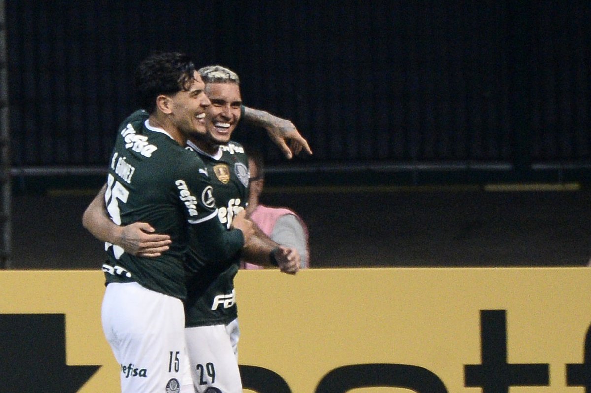 mundodabola's tweet photo. Palmeiras é o 1º brasileiro a atingir a marca de 400 gols na Libertadores.

🗞️ @UOLEsporte https://t.co/TBjVqFCoMa