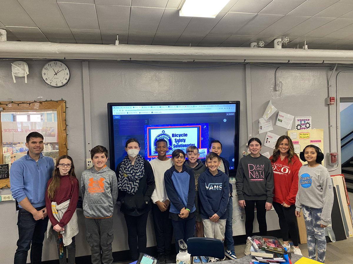 DianeProvvido's tweet photo. Loved attending @SteaKristin Samsung Solve for Tomorrow rehearsal. These inventors, scientists and mathematicians are so articulate and poised! #ThisIsOSD #ProjectExtra ⚓️💡💻 https://t.co/EFKJvkT8Ki